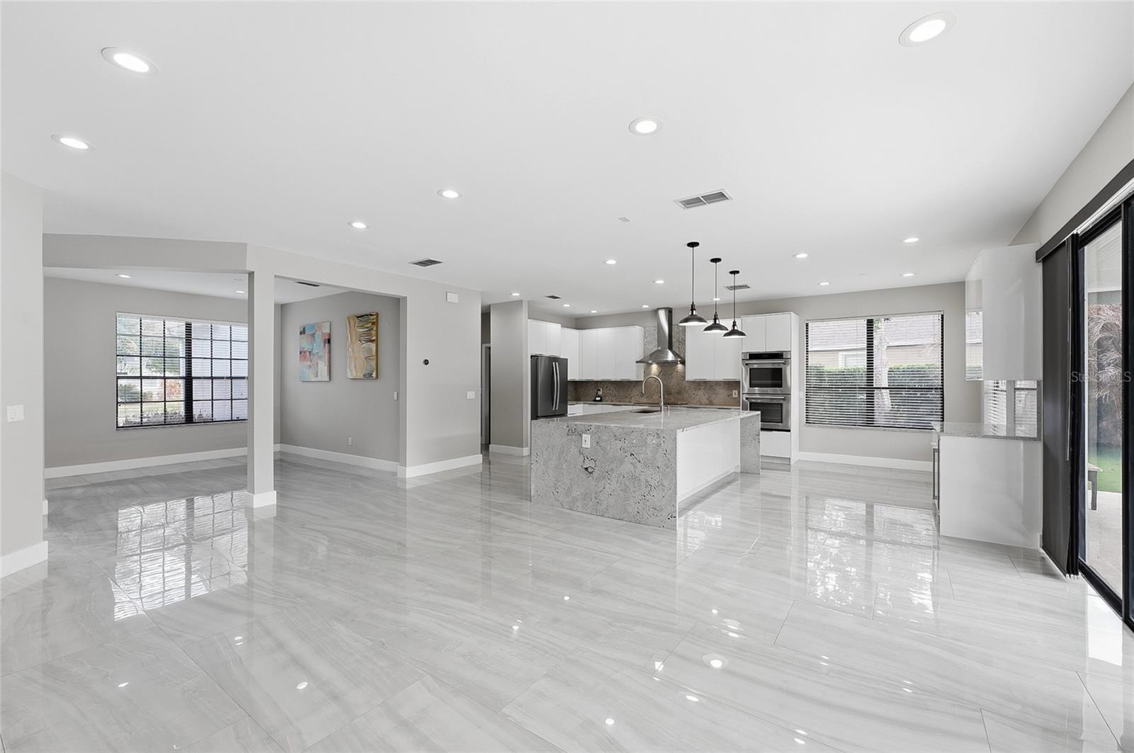 Image 4 of 49 For 3335 Red Ash Circle