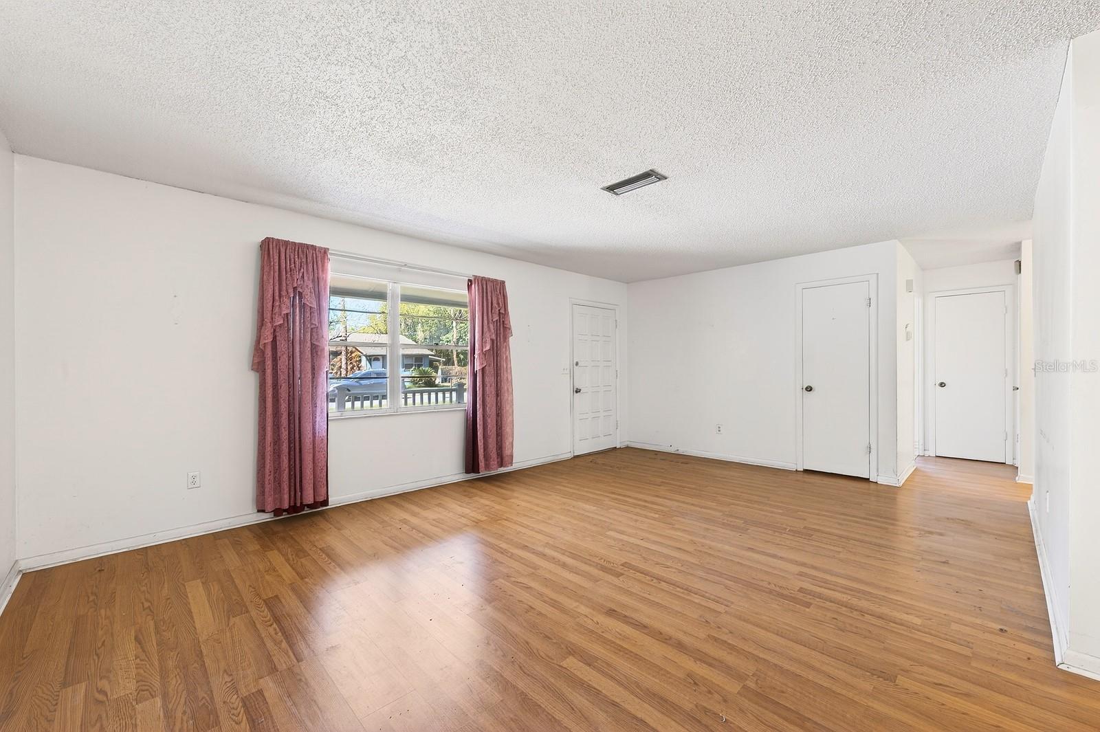 Image 2 of 25 For 2445 Bay Avenue