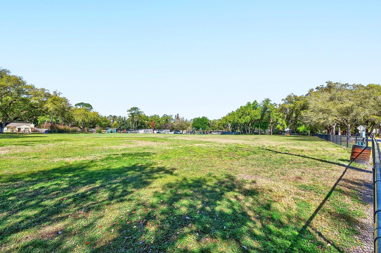 Image 25 of 25 For 2445 Bay Avenue