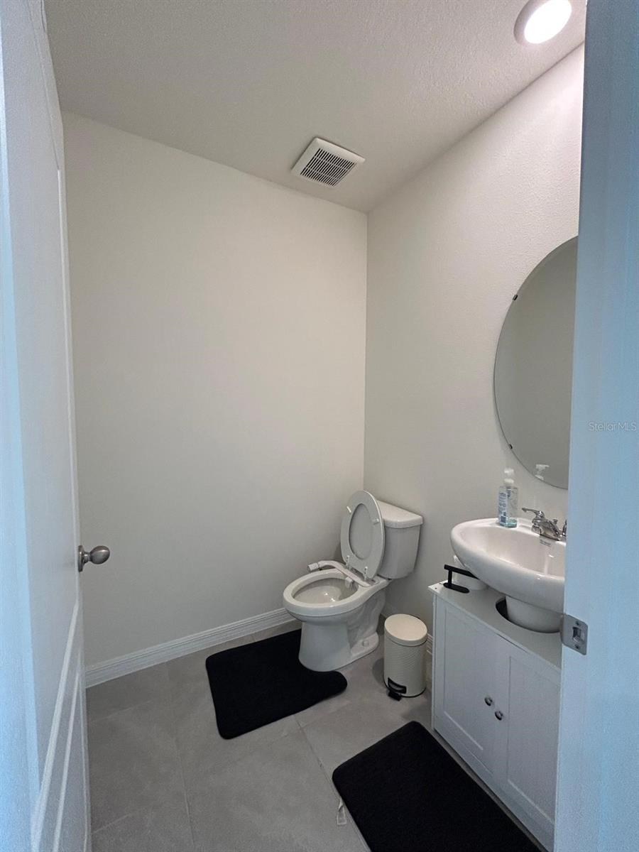 Image 14 of 33 For 3841 Royal Azalea Way