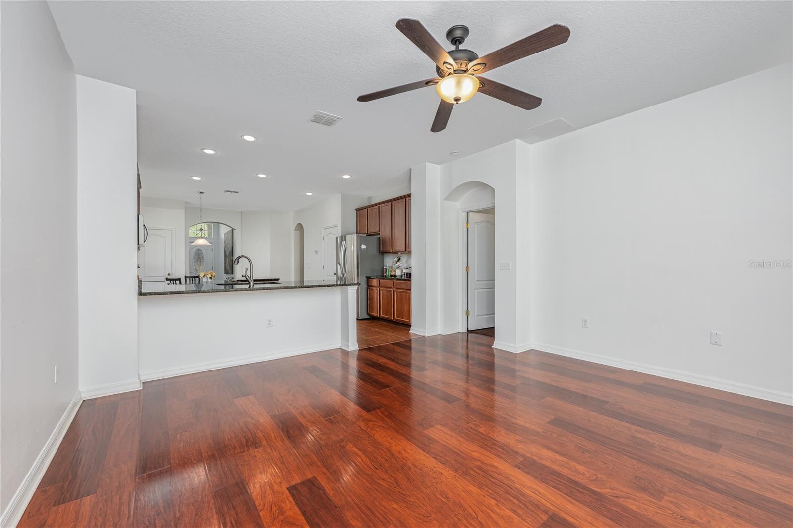 Image 16 of 31 For 2878 Pewter Mist Court