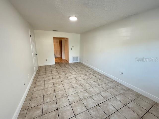 Image 5 of 16 For 137 Garden Drive