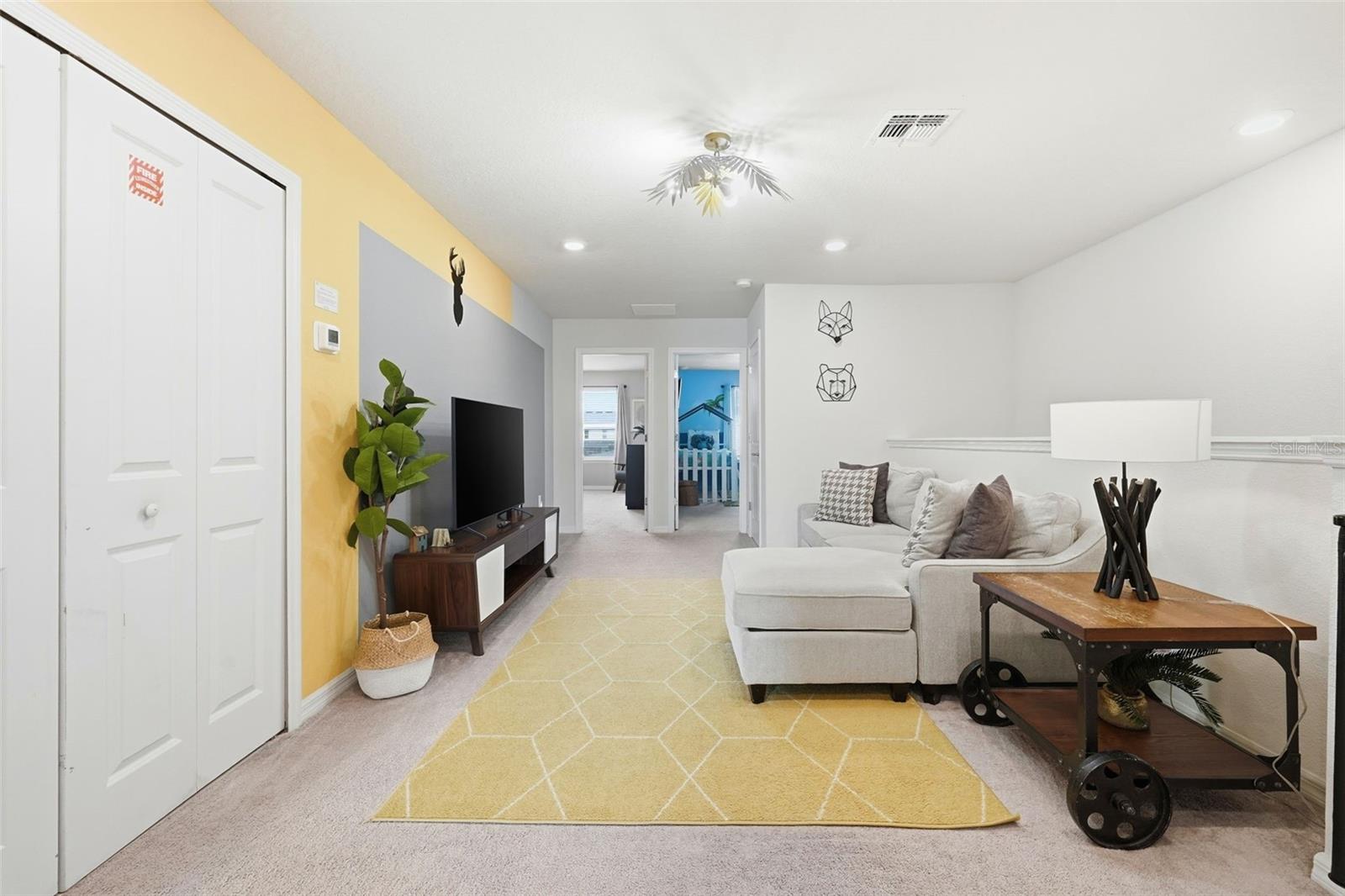 Image 17 of 43 For 626 Jasmine Ln