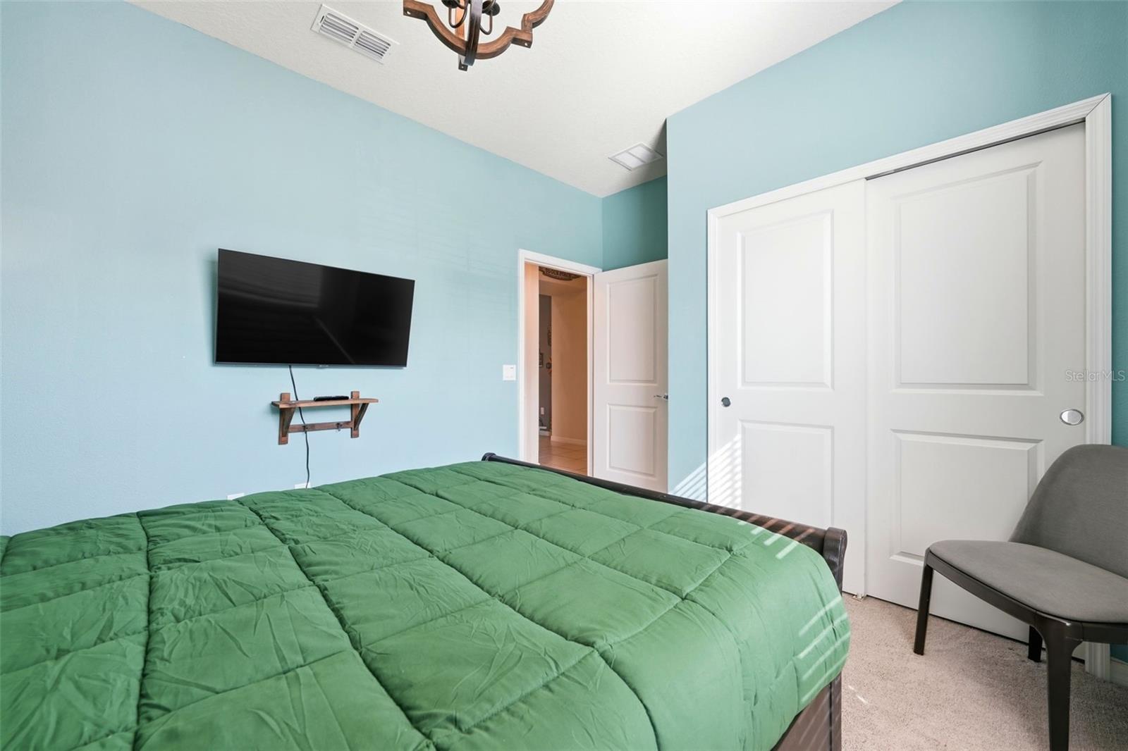 Image 19 of 43 For 626 Jasmine Ln