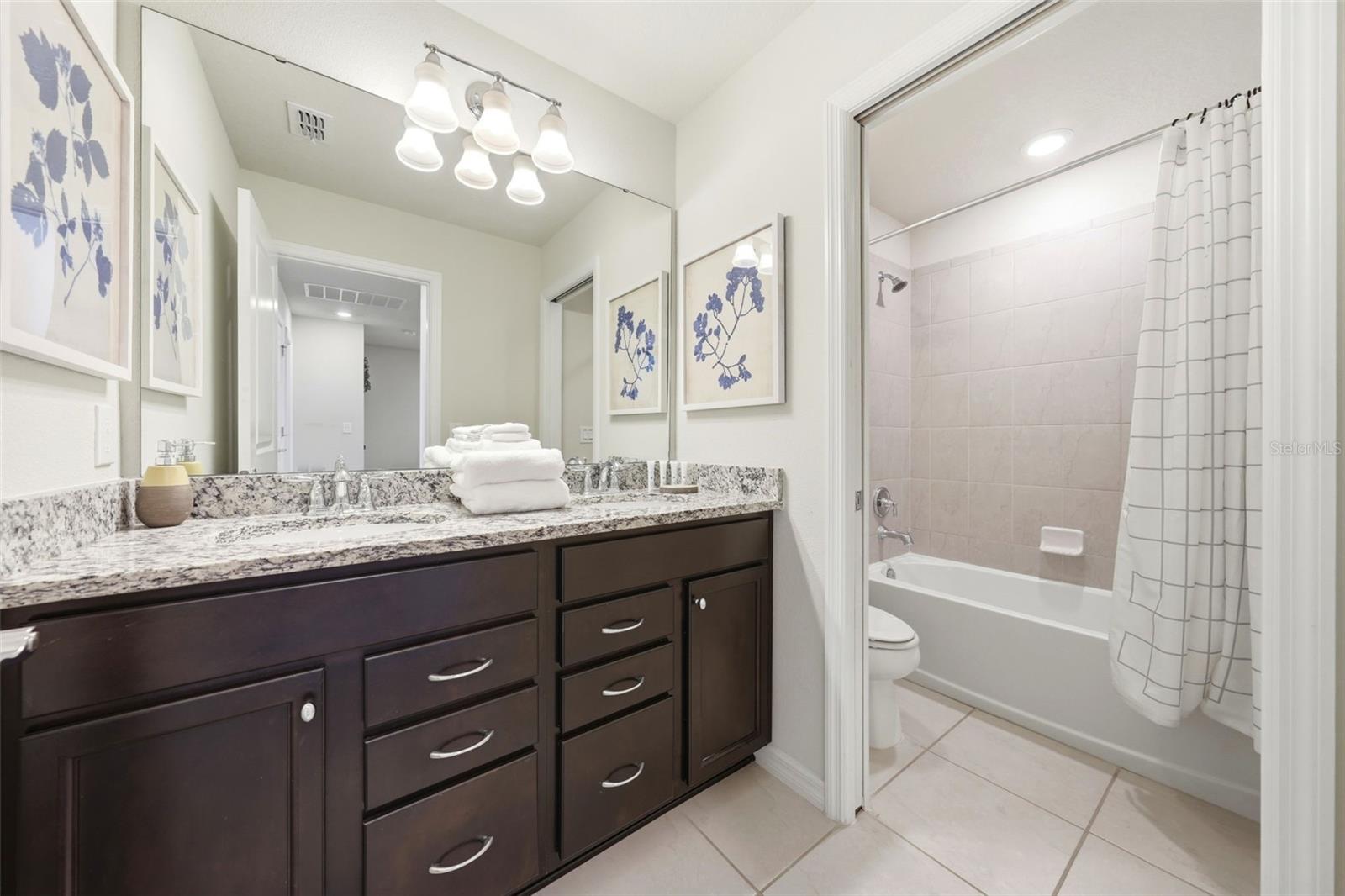 Image 26 of 43 For 626 Jasmine Ln