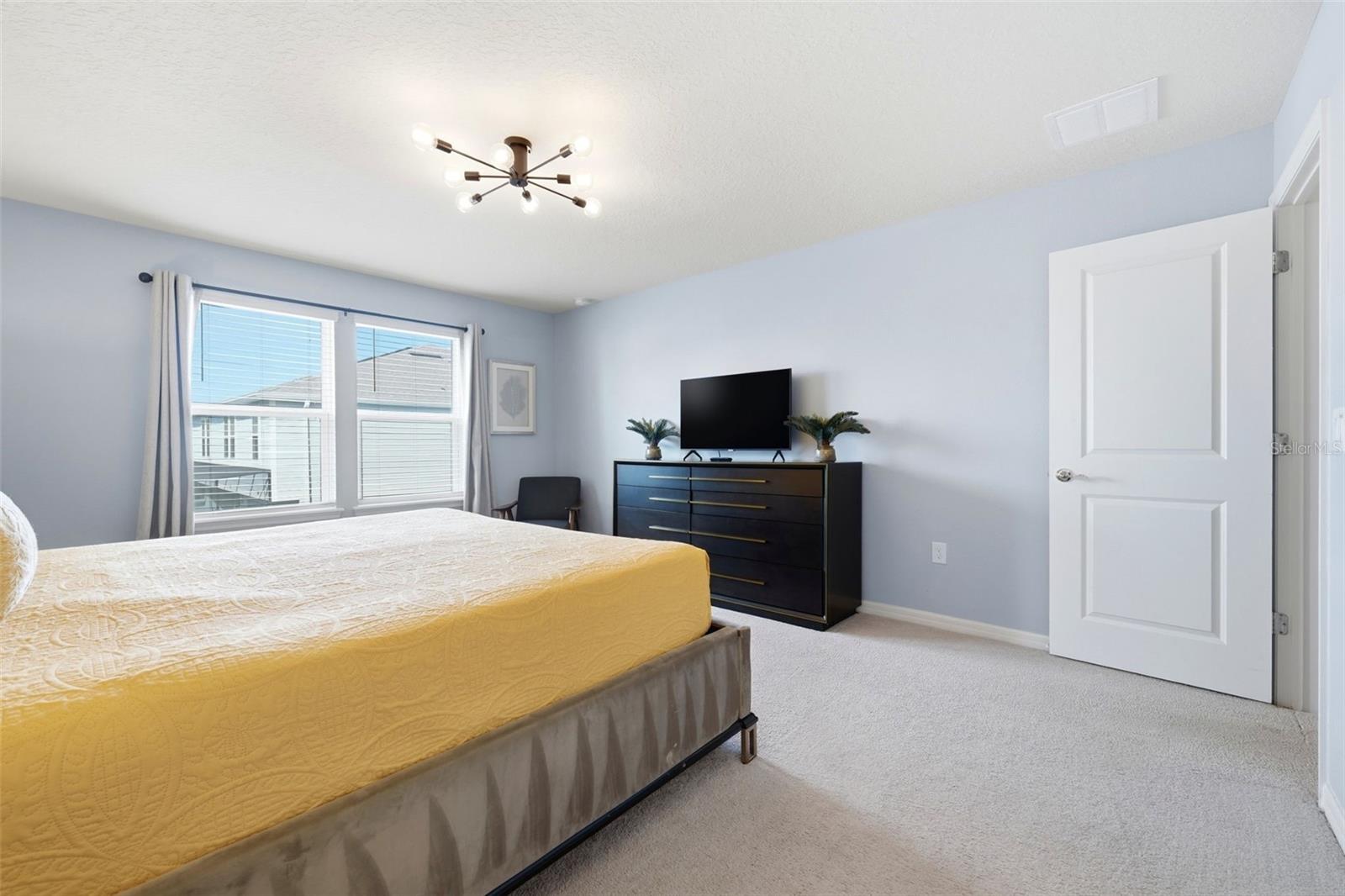 Image 30 of 43 For 626 Jasmine Ln