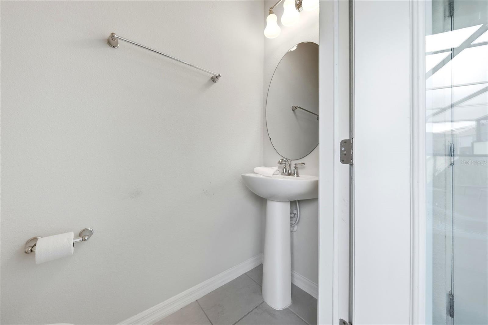 Image 36 of 43 For 626 Jasmine Ln