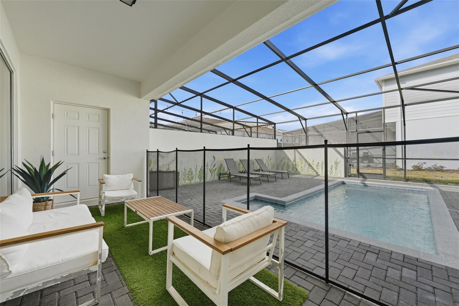 Image 38 of 43 For 626 Jasmine Ln