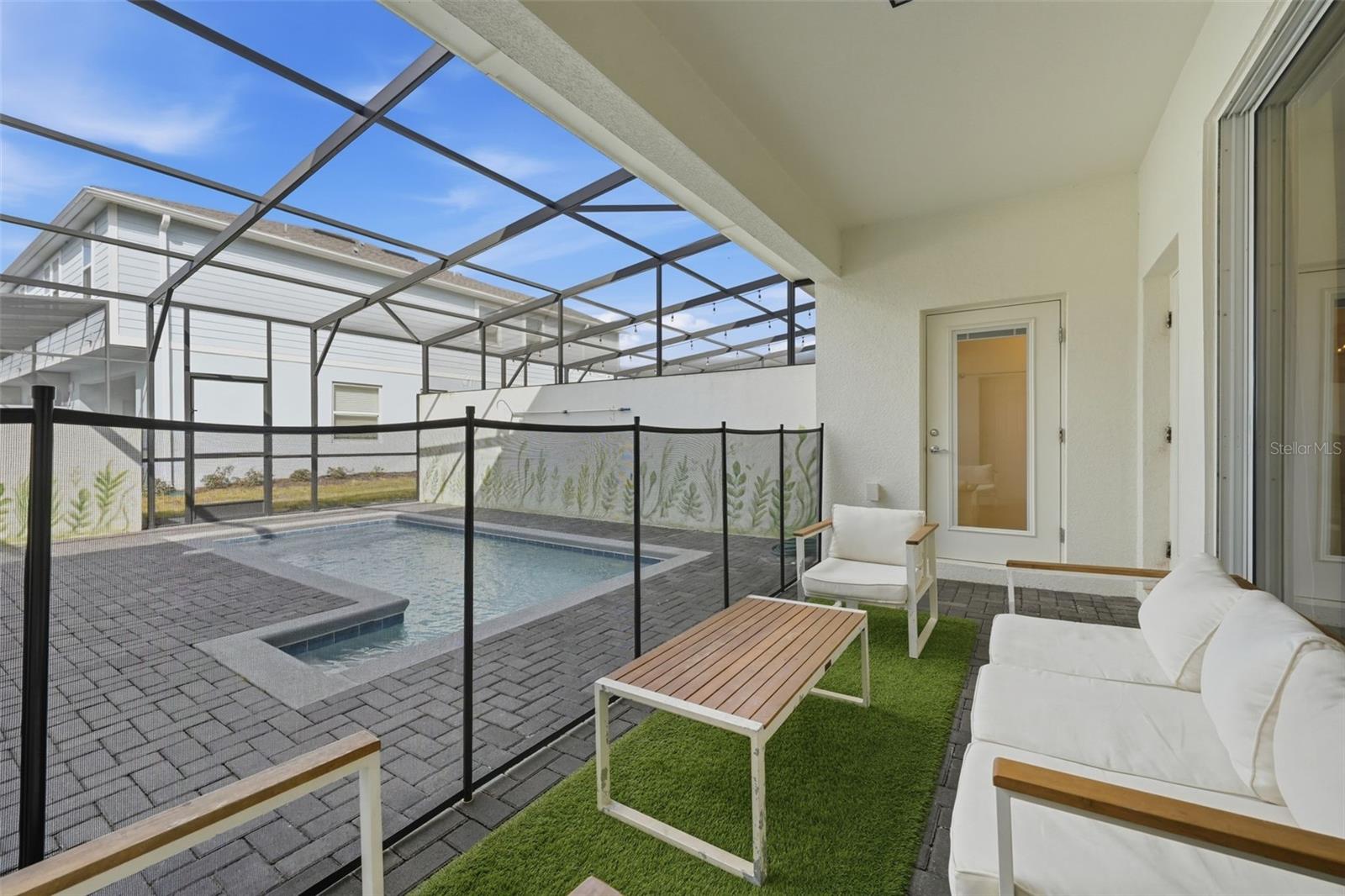 Image 39 of 43 For 626 Jasmine Ln