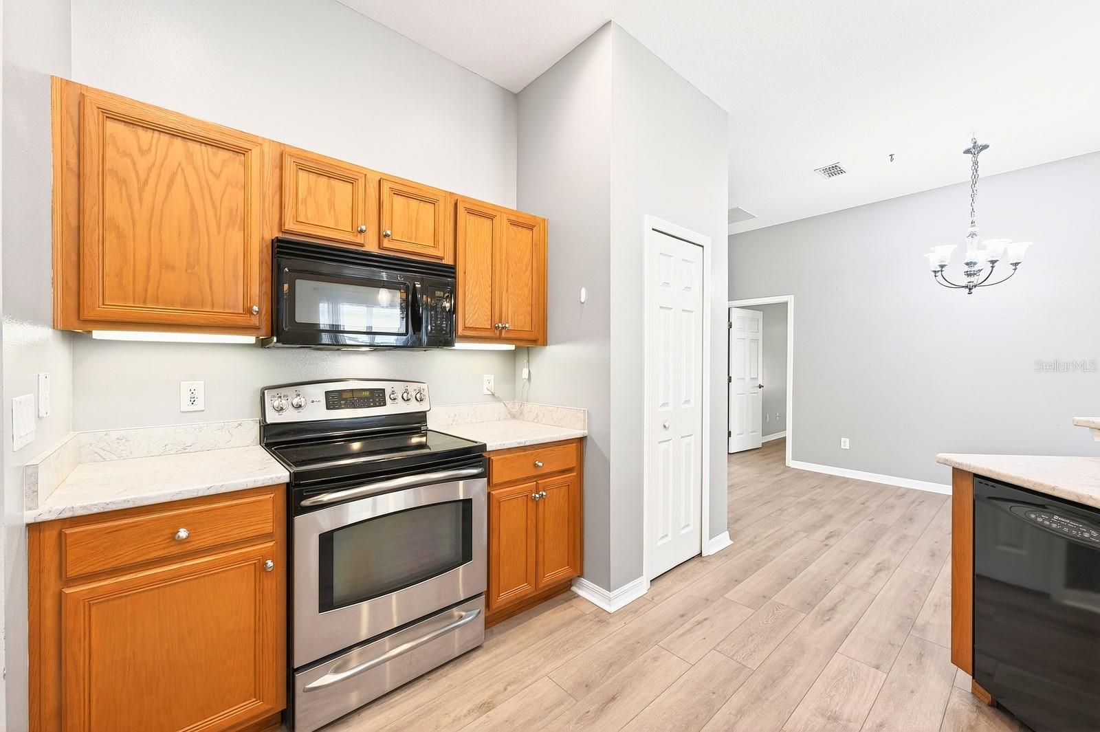 Image 6 of 50 For 3447 Mount Hope Loop