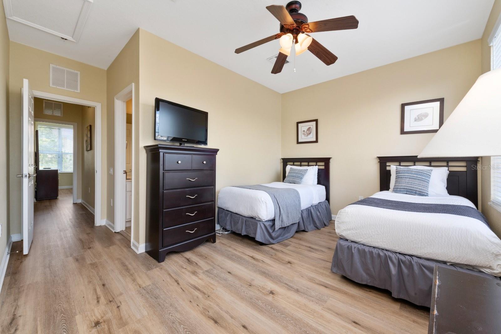 Image 5 of 22 For 4816 Tidecrest Avenue 175