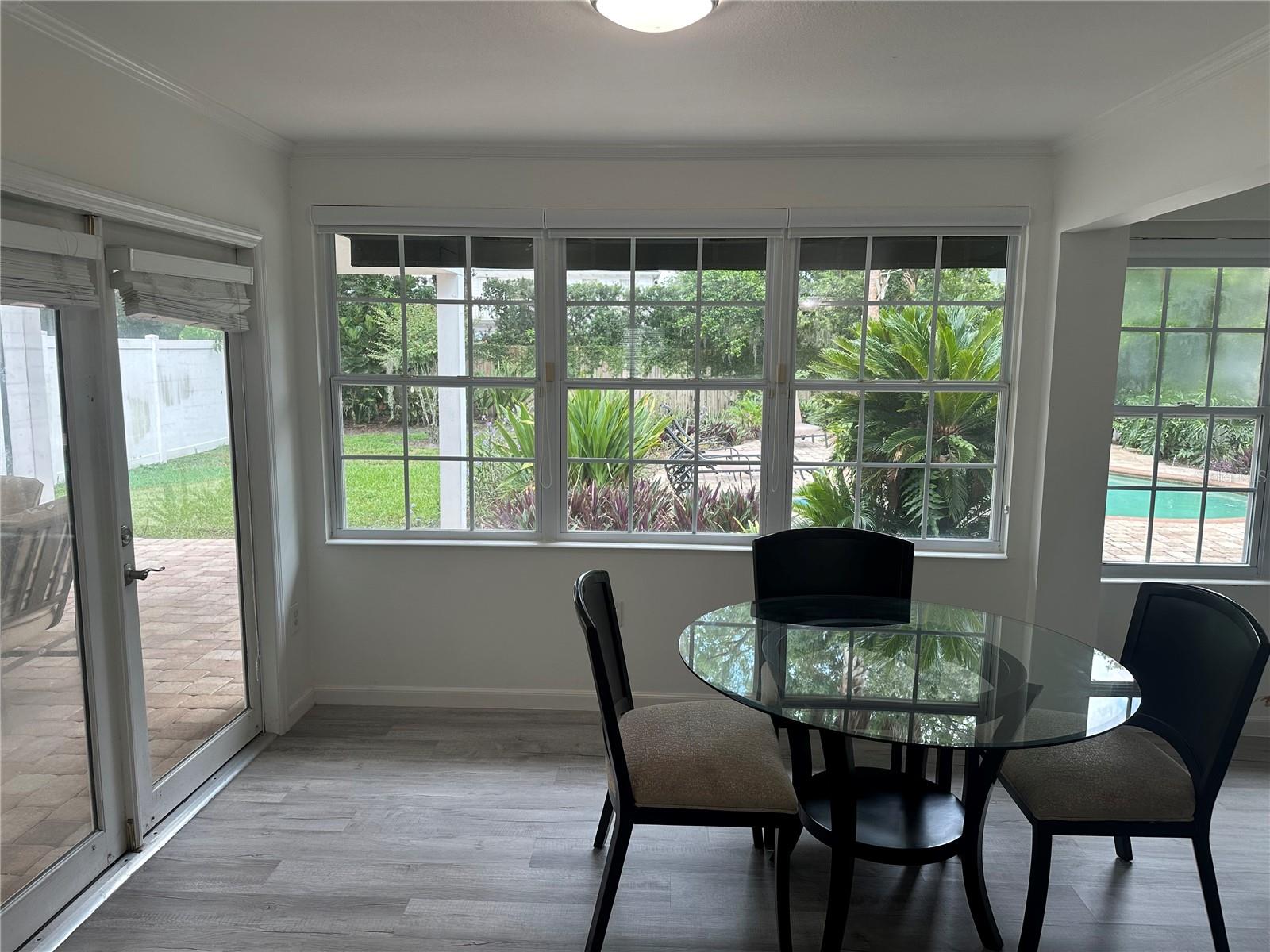 Image 11 of 37 For 220 Reading Way