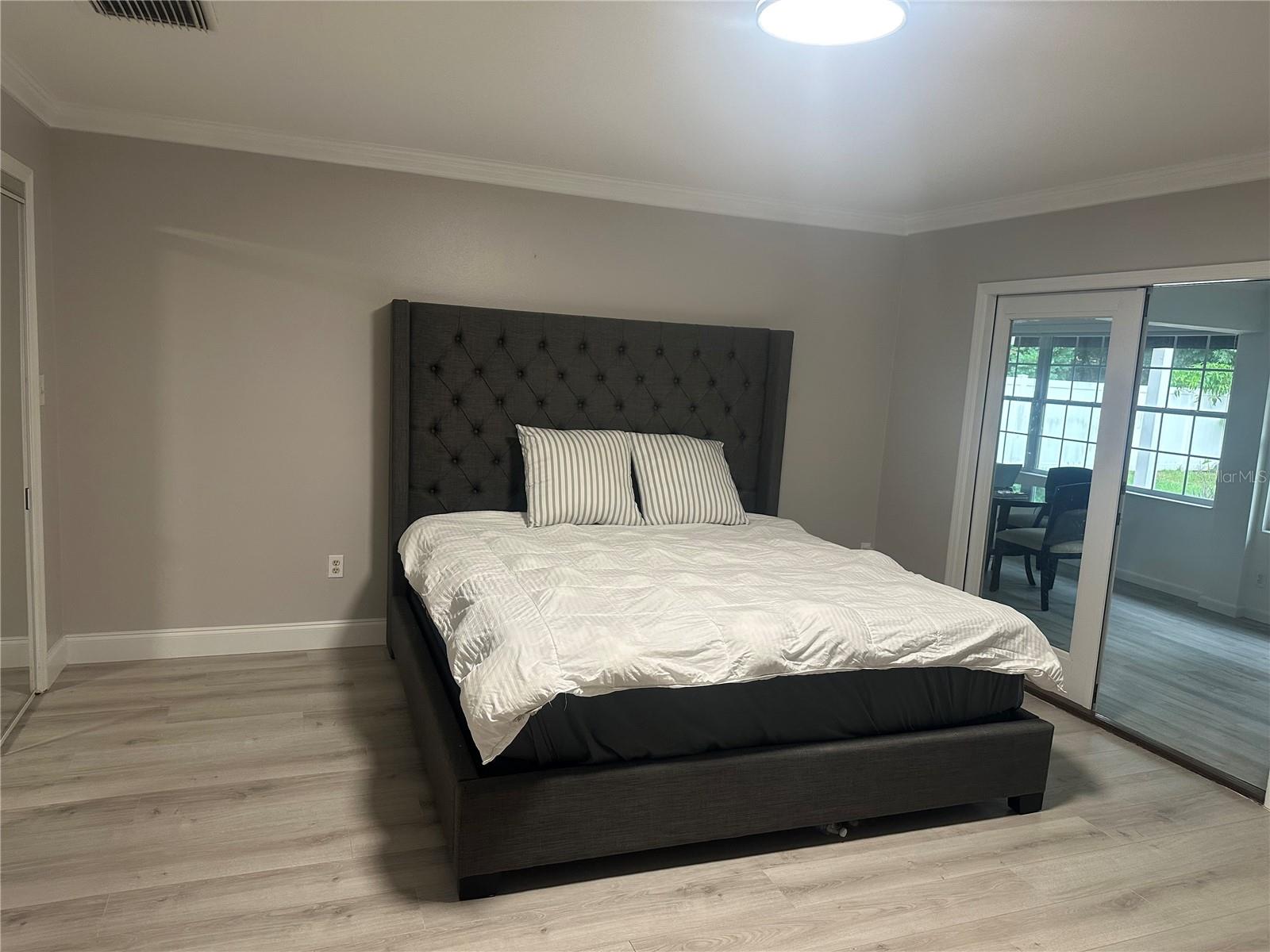 Image 14 of 37 For 220 Reading Way