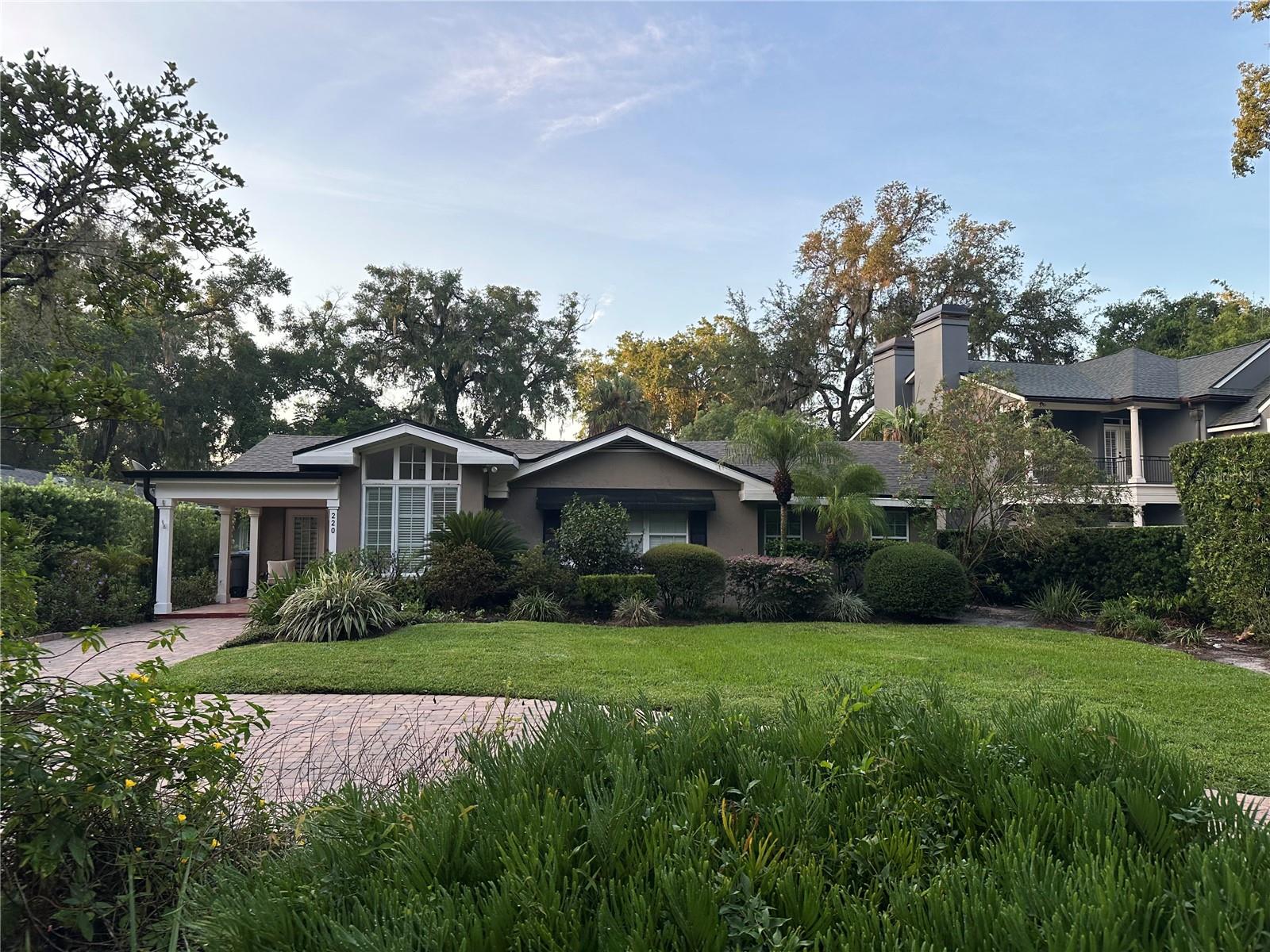 Image 2 of 37 For 220 Reading Way