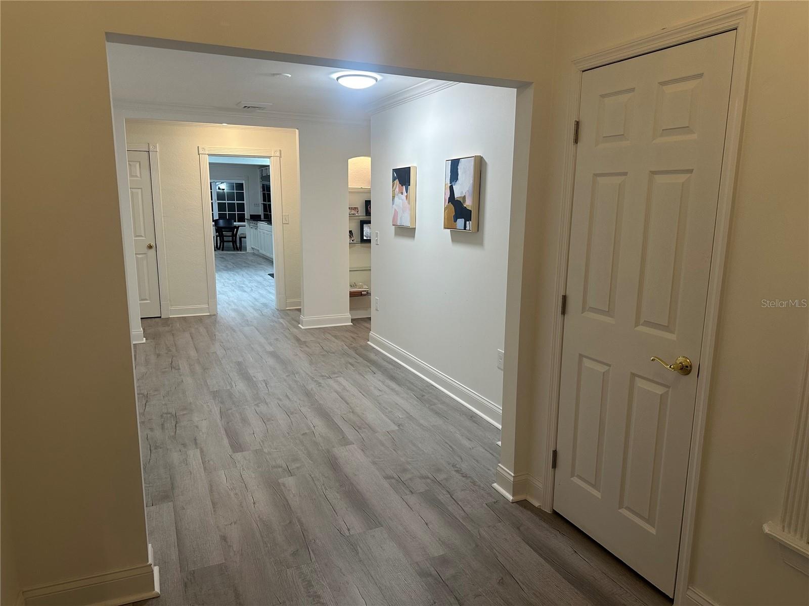 Image 27 of 37 For 220 Reading Way