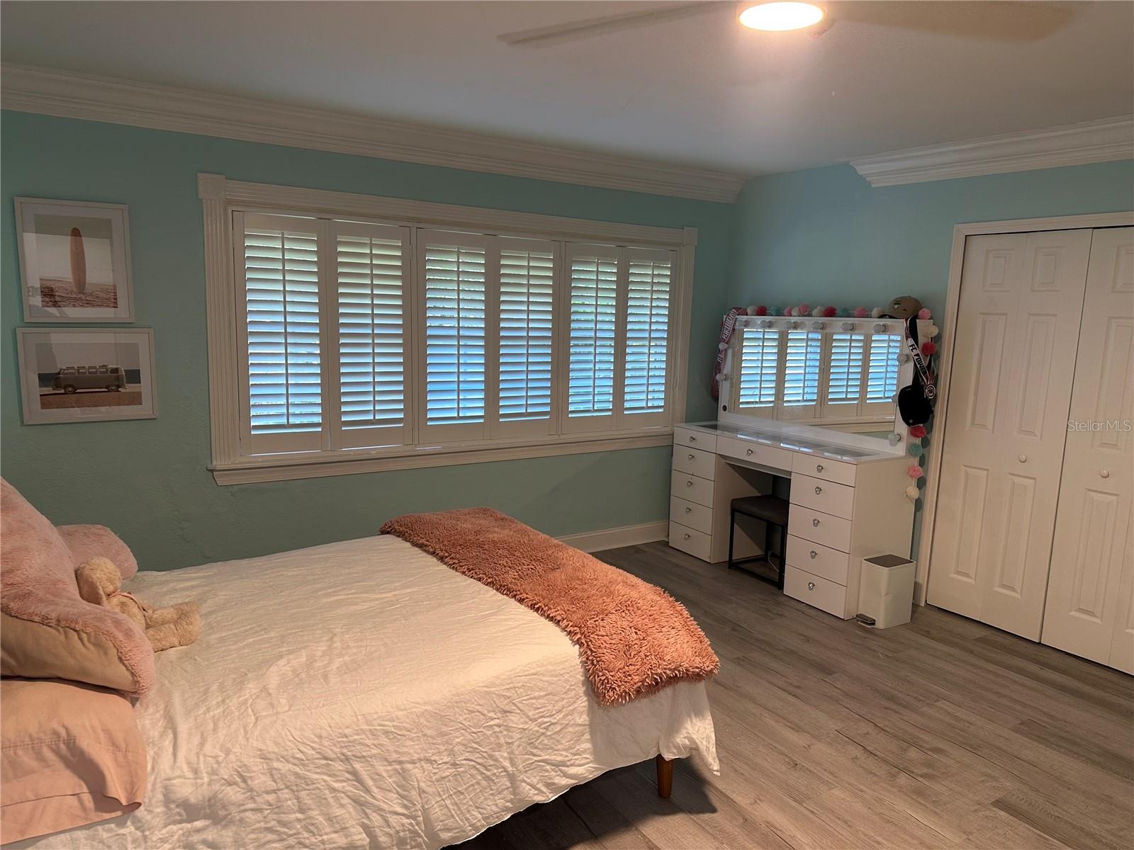 Image 28 of 37 For 220 Reading Way