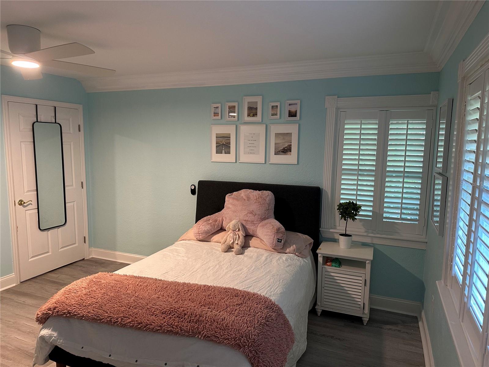 Image 29 of 37 For 220 Reading Way