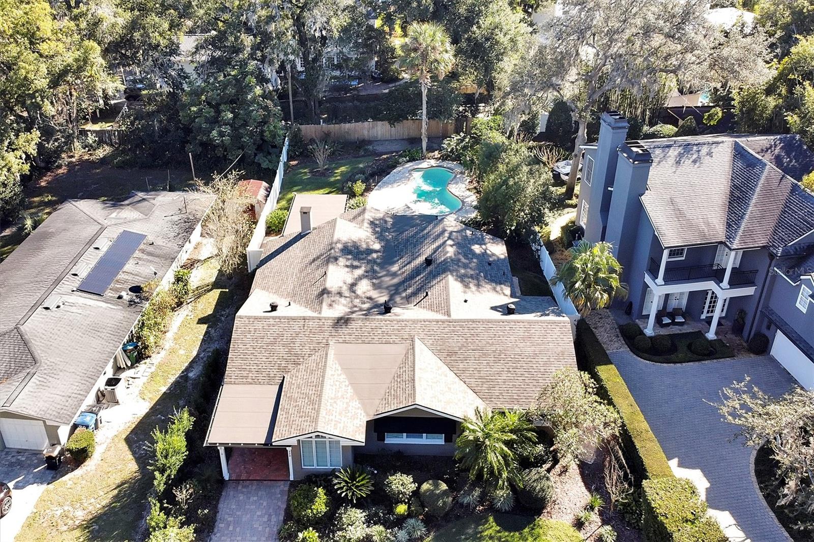 Image 34 of 37 For 220 Reading Way