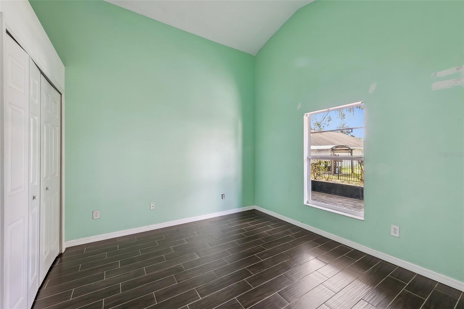 Image 14 of 39 For 1045 Willow Branch Drive