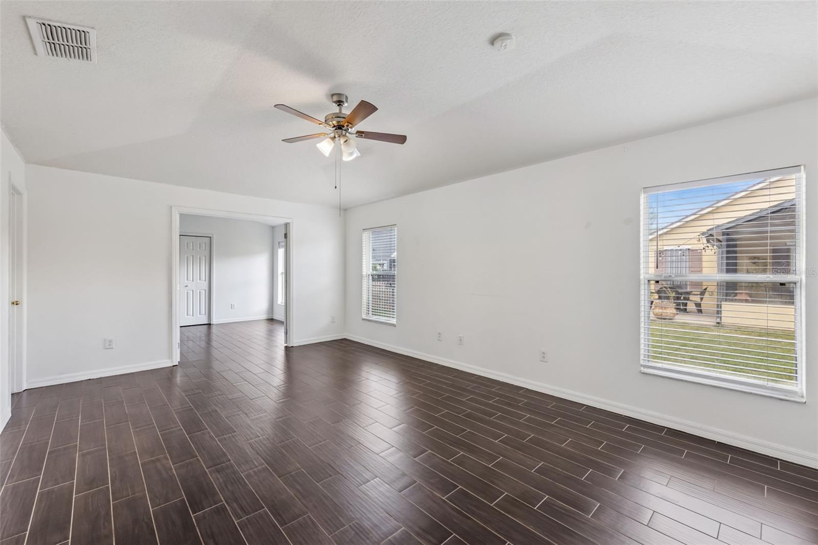 Image 22 of 39 For 1045 Willow Branch Drive