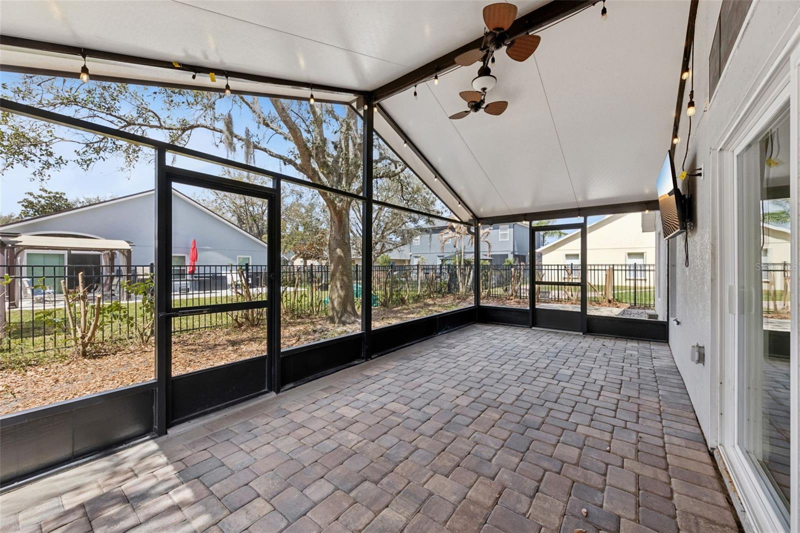 Image 25 of 39 For 1045 Willow Branch Drive