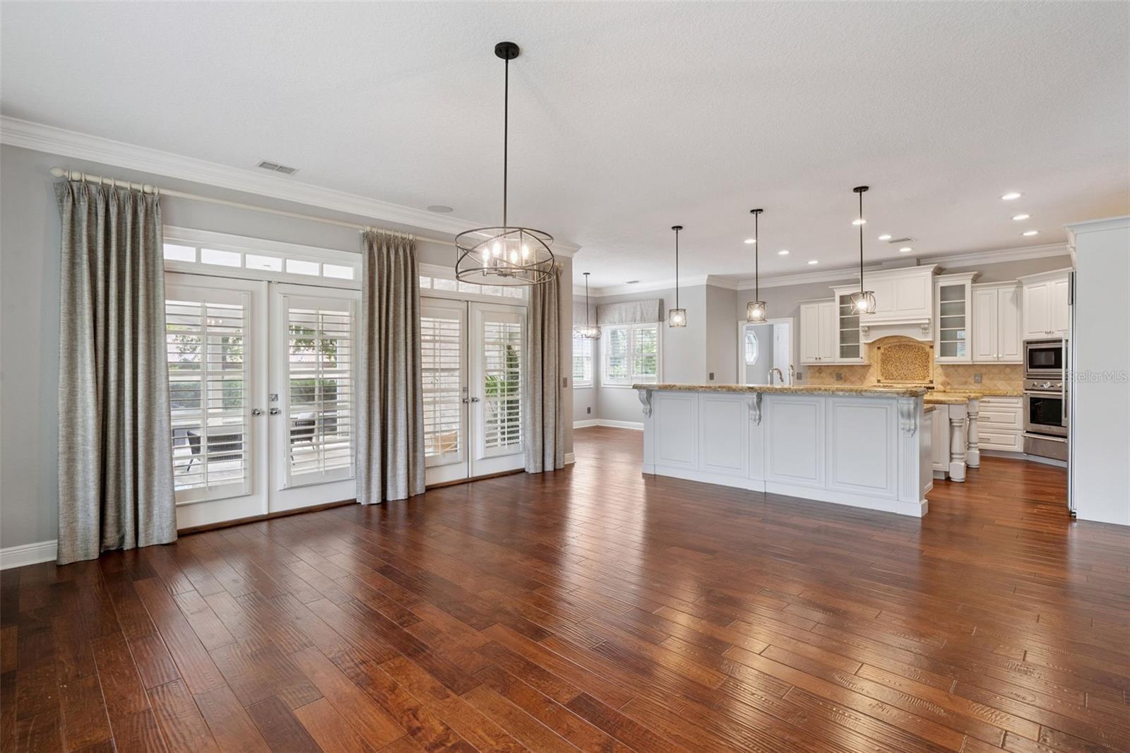 Image 12 of 78 For 5001 Latrobe Drive