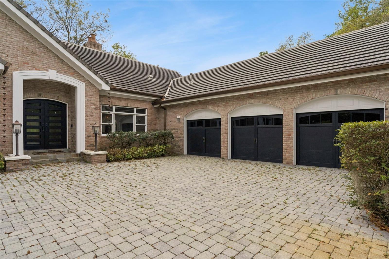 Image 2 of 78 For 5001 Latrobe Drive