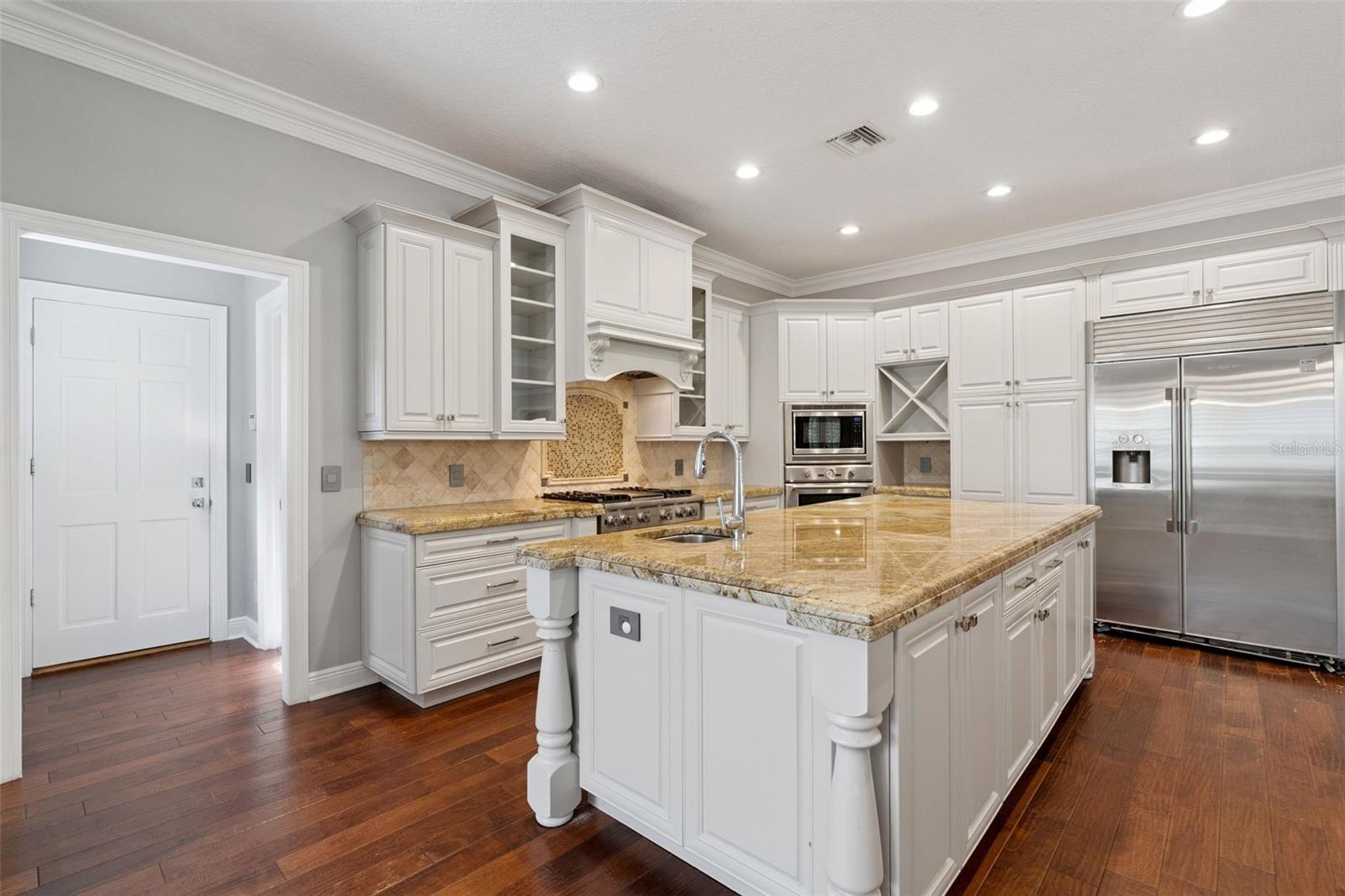 Image 20 of 78 For 5001 Latrobe Drive