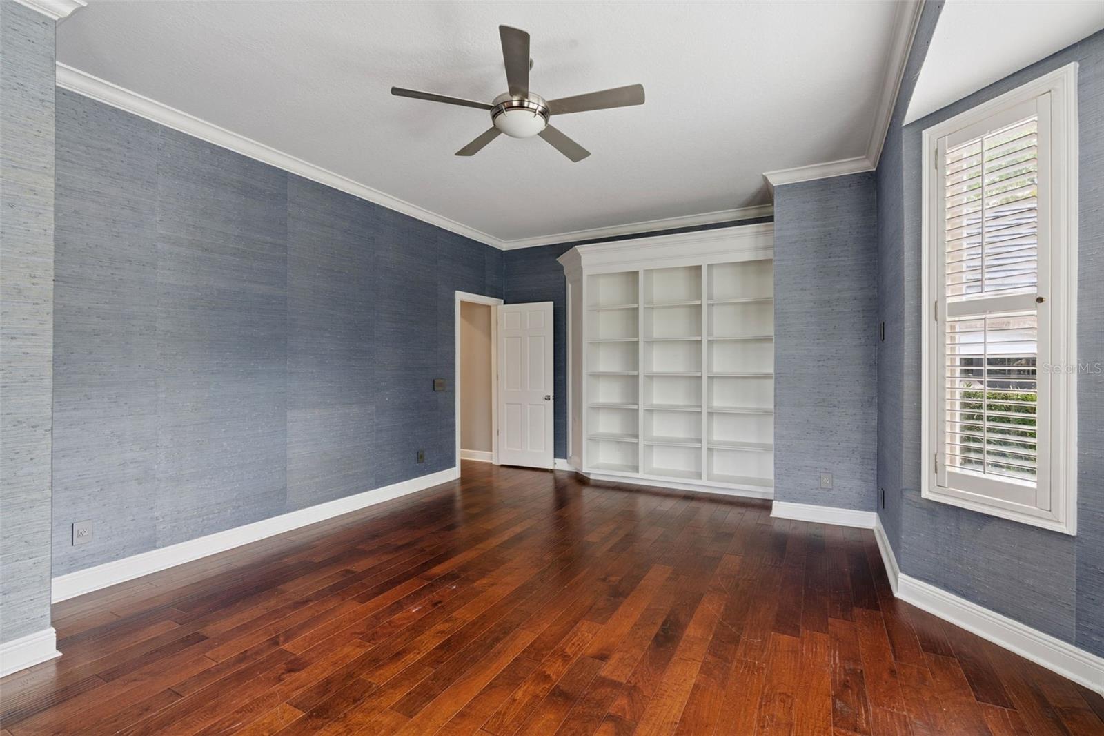 Image 28 of 78 For 5001 Latrobe Drive