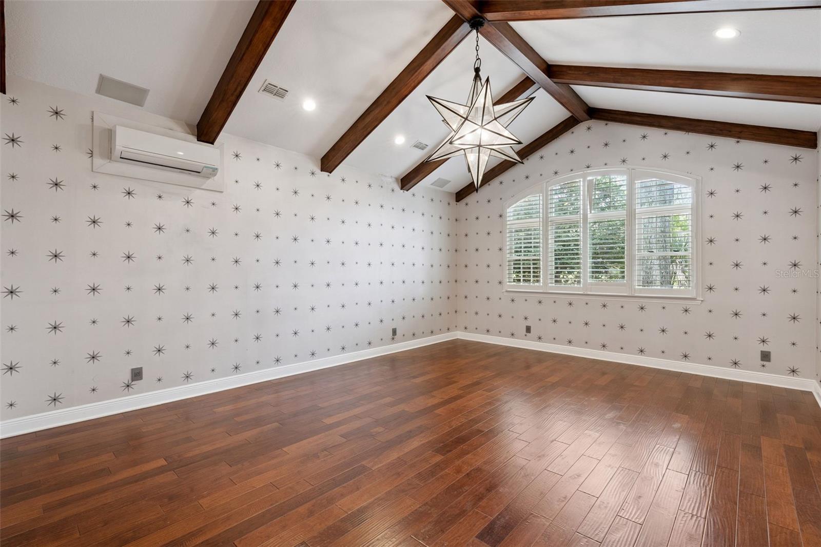 Image 37 of 78 For 5001 Latrobe Drive