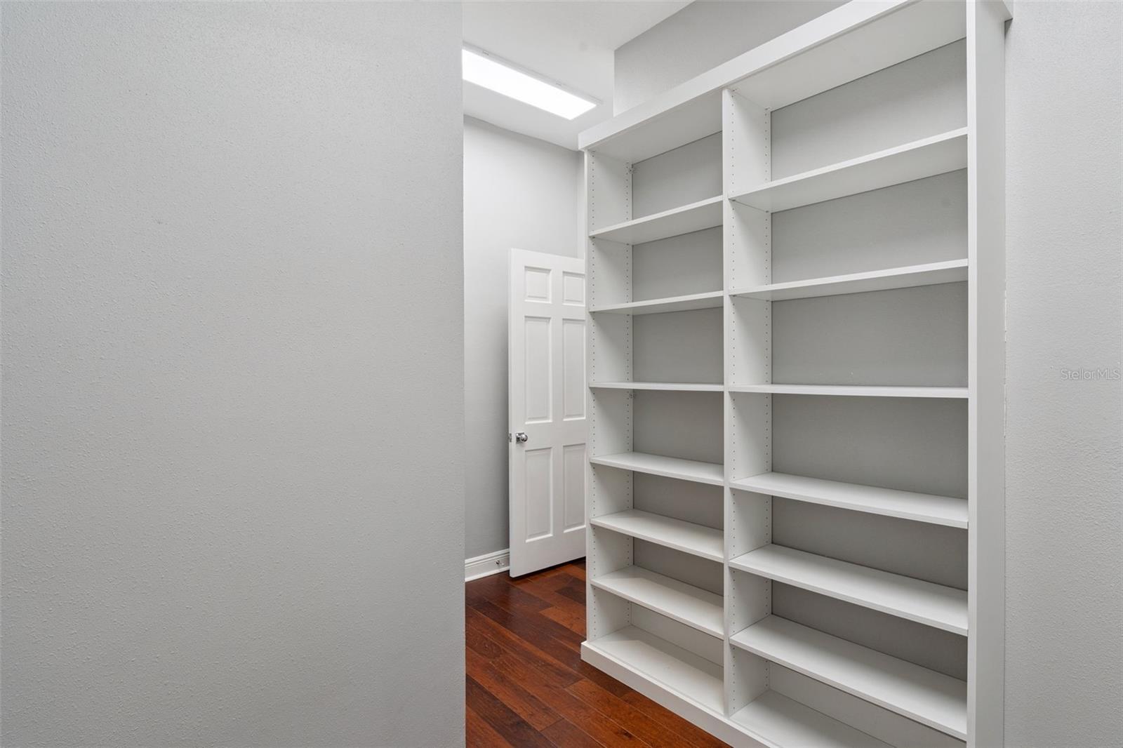 Image 45 of 78 For 5001 Latrobe Drive