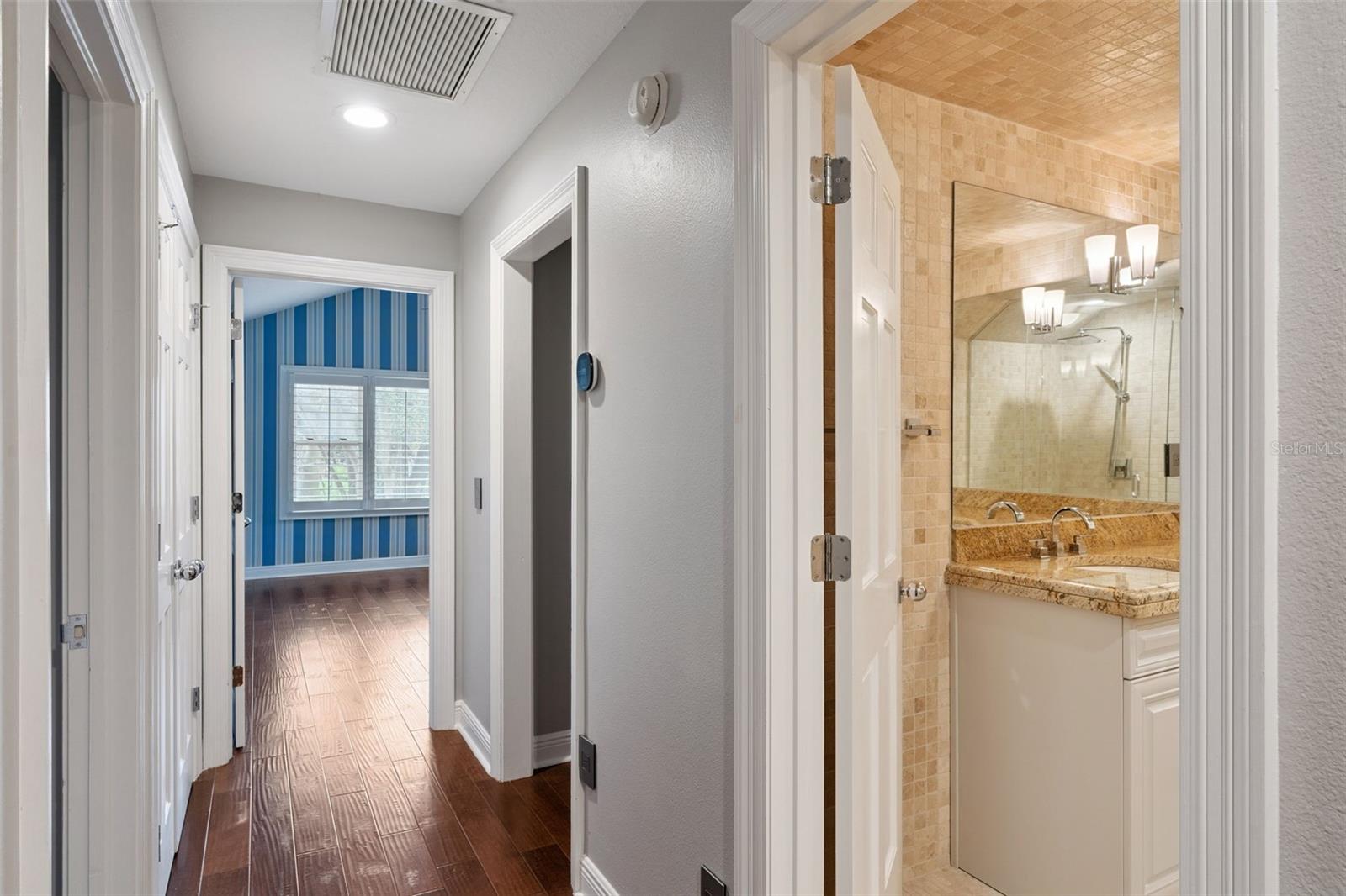 Image 48 of 78 For 5001 Latrobe Drive