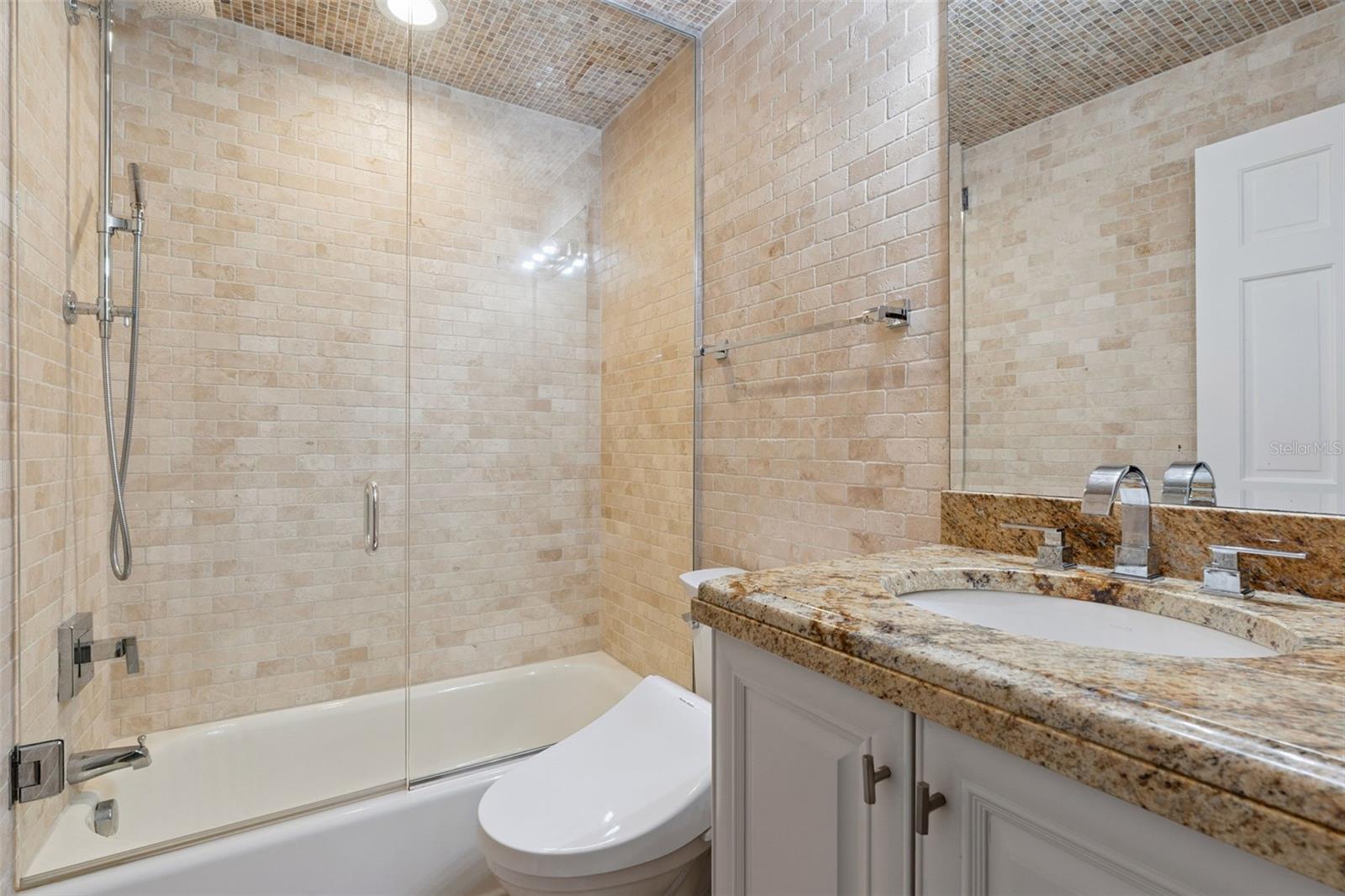 Image 63 of 78 For 5001 Latrobe Drive