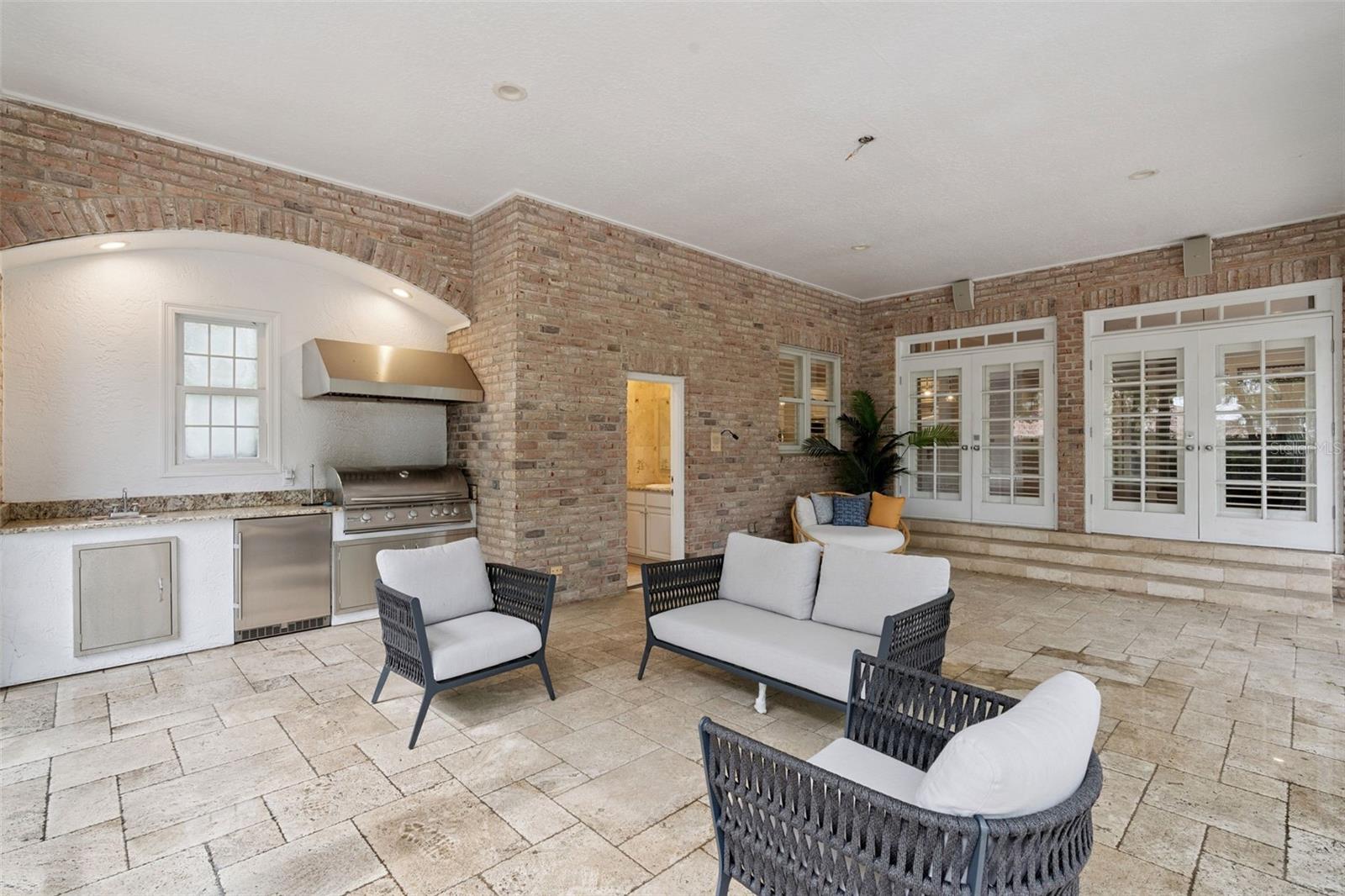 Image 66 of 78 For 5001 Latrobe Drive