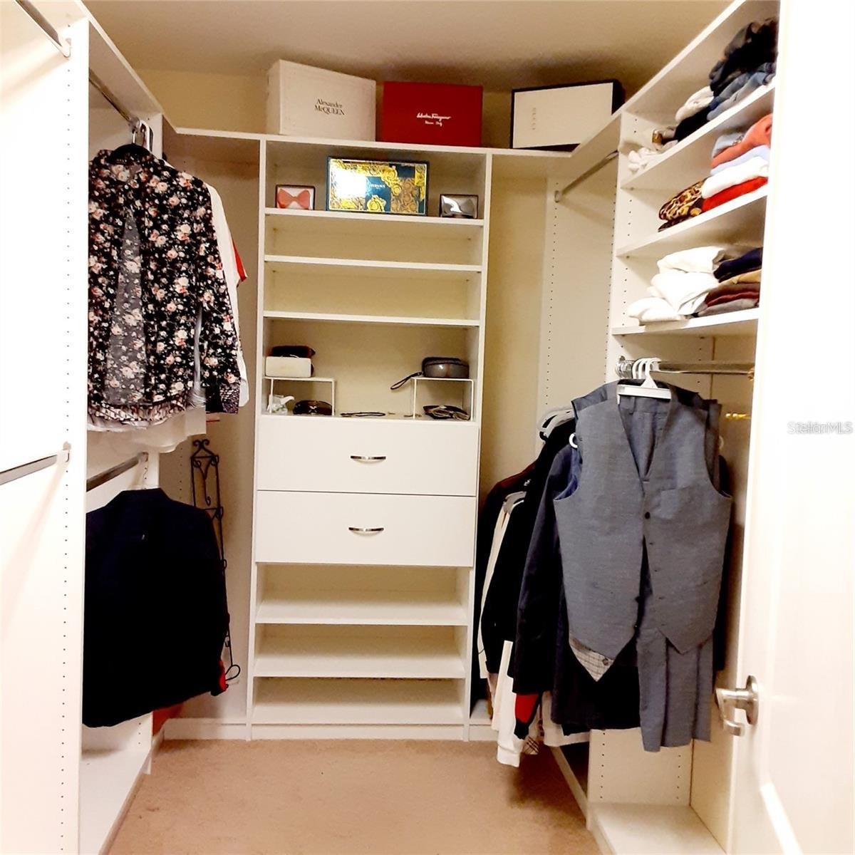 Image 10 of 19 For 9134 Savannah Grove Lane