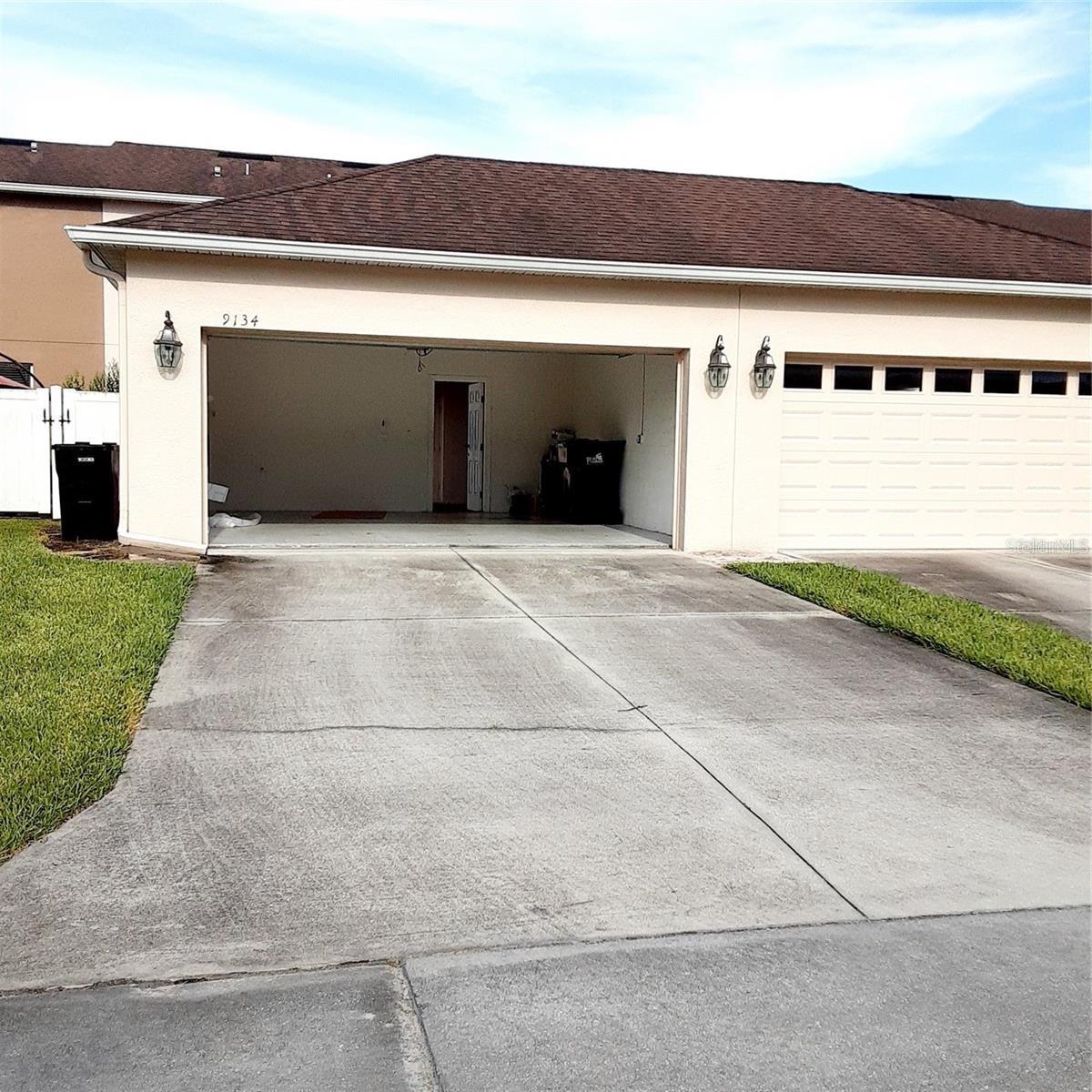 Image 15 of 19 For 9134 Savannah Grove Lane