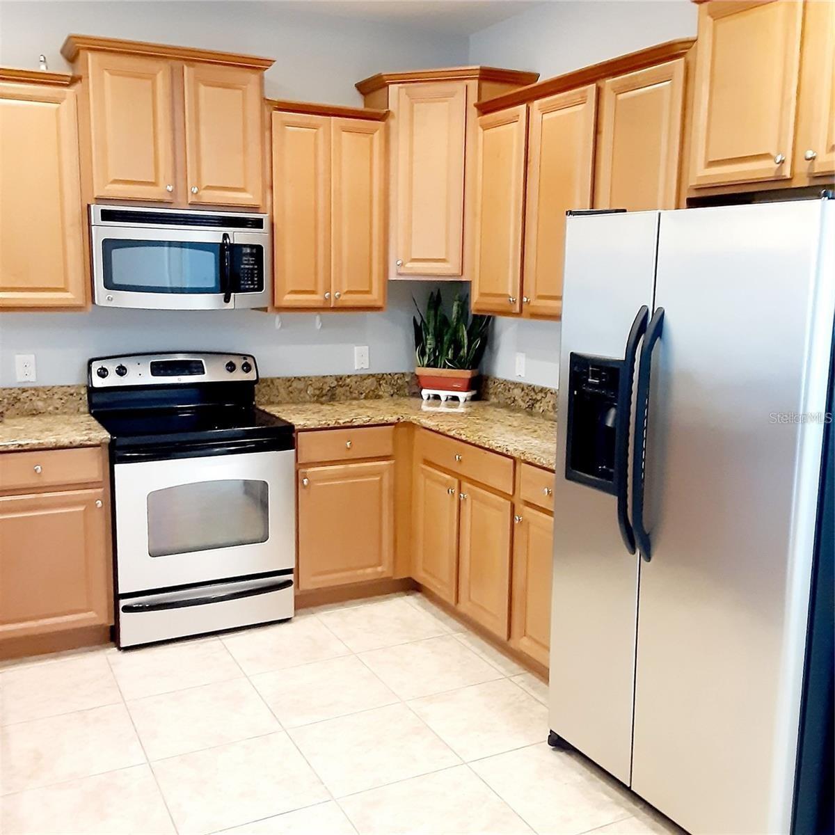 Image 4 of 19 For 9134 Savannah Grove Lane