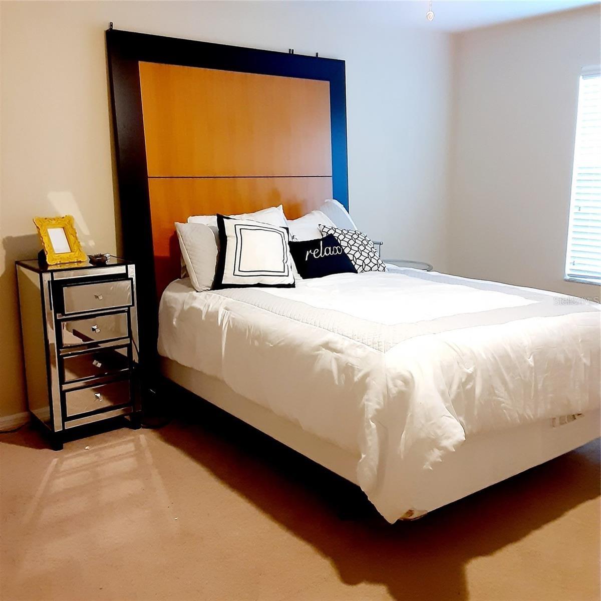 Image 7 of 19 For 9134 Savannah Grove Lane