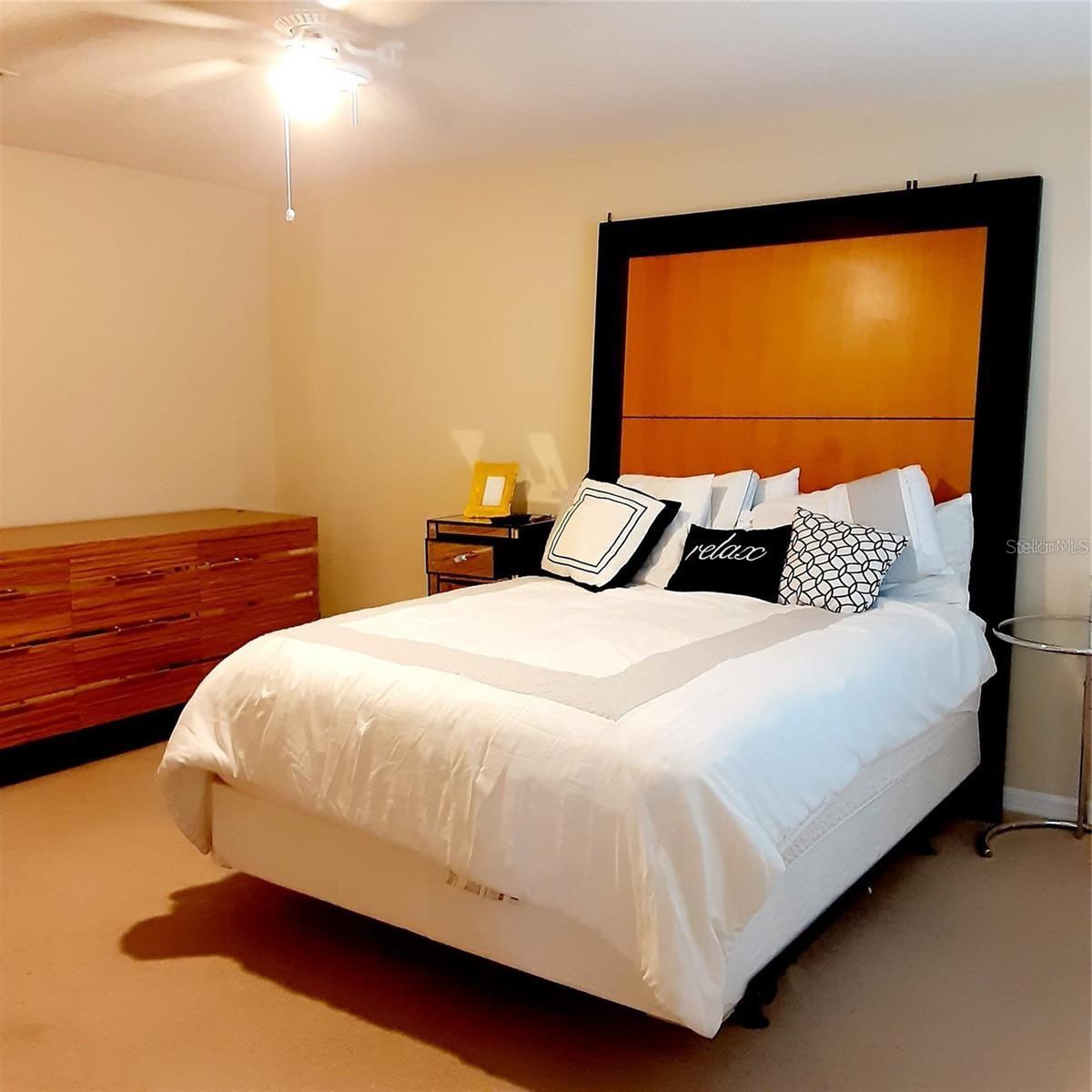 Image 8 of 19 For 9134 Savannah Grove Lane