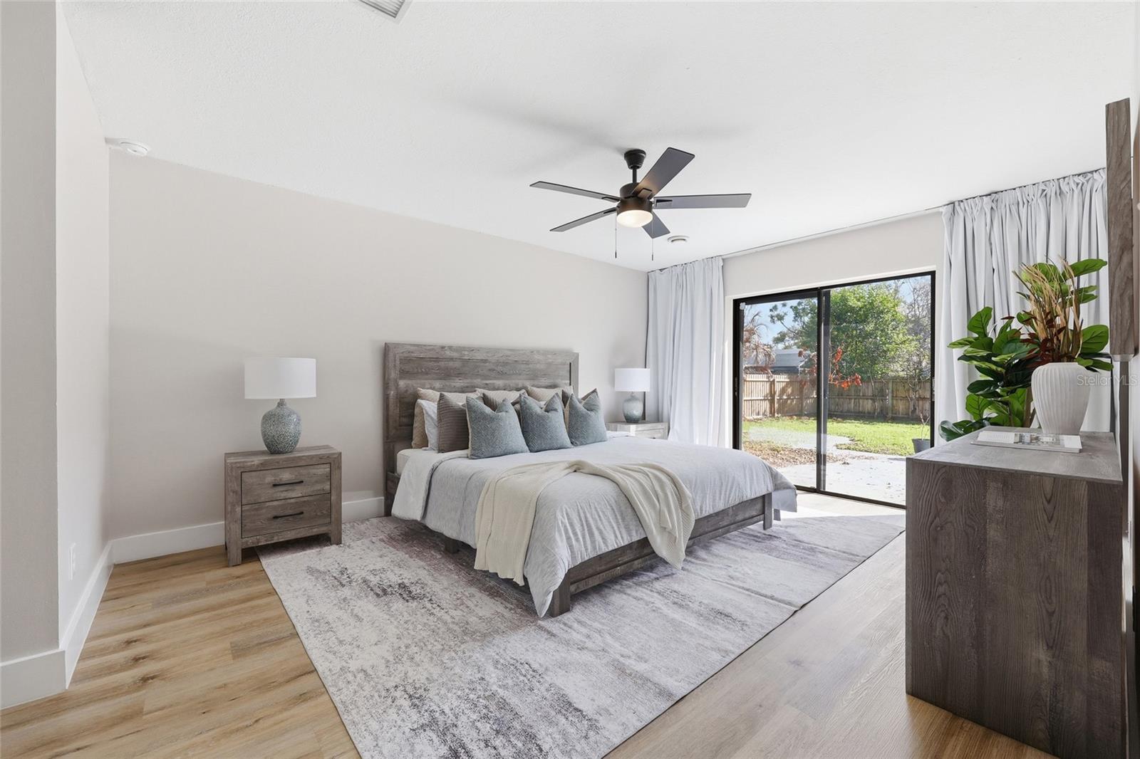 Image 15 of 32 For 645 Rosemere Circle