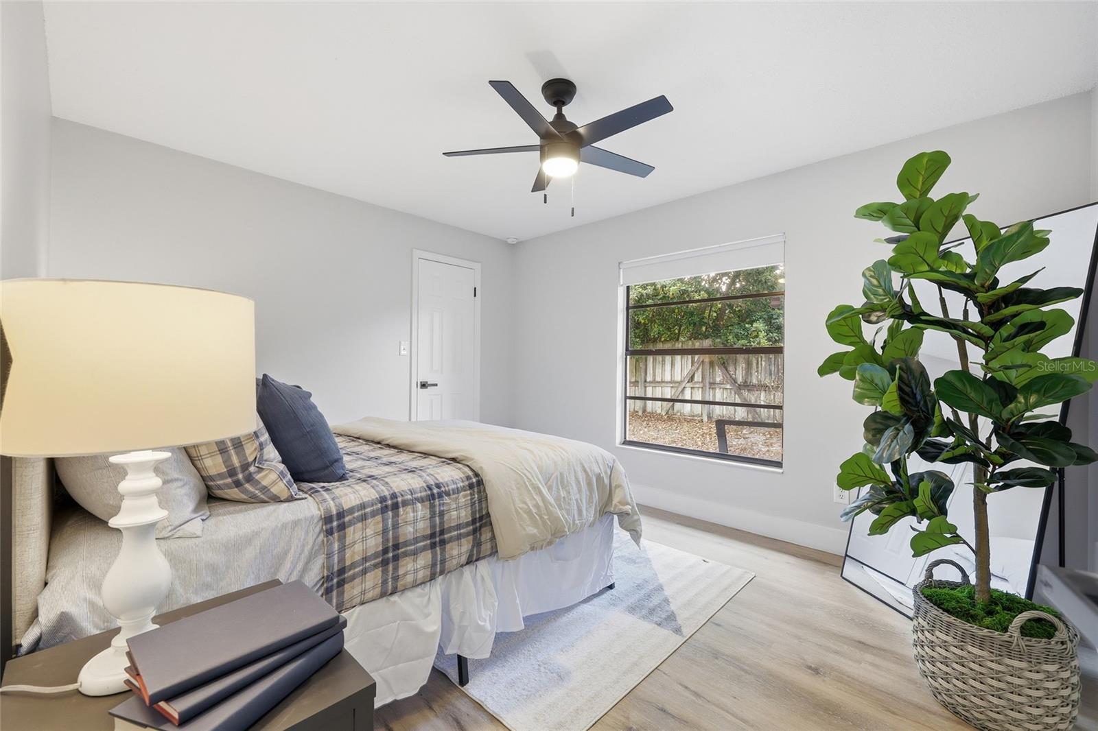 Image 22 of 32 For 645 Rosemere Circle