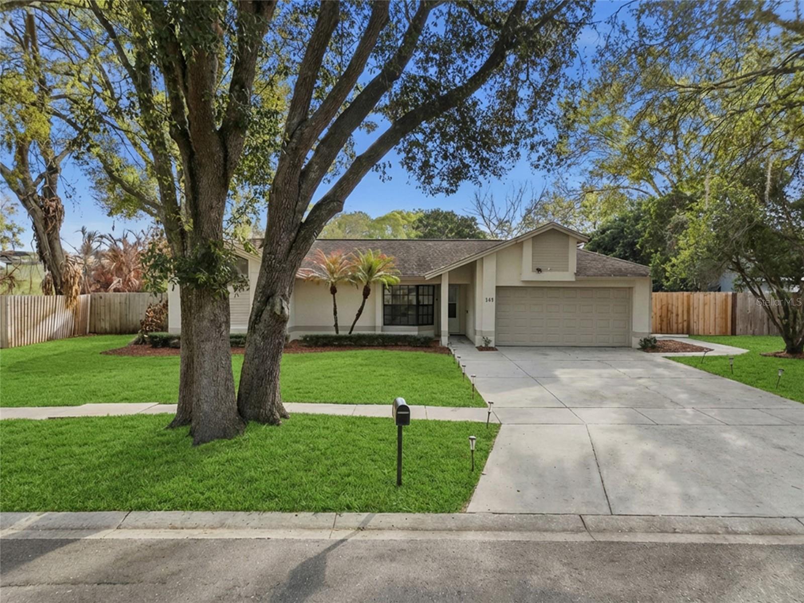 Image 31 of 32 For 645 Rosemere Circle