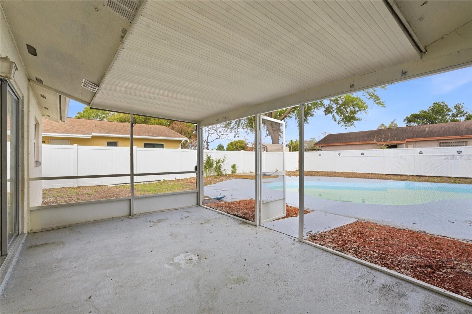 Image 28 of 32 For 7211 Blair Drive