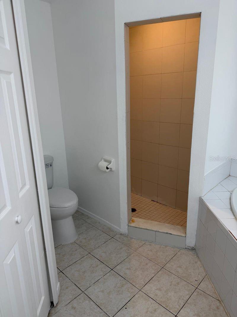 Image 17 of 20 For 13875 Glasser Avenue