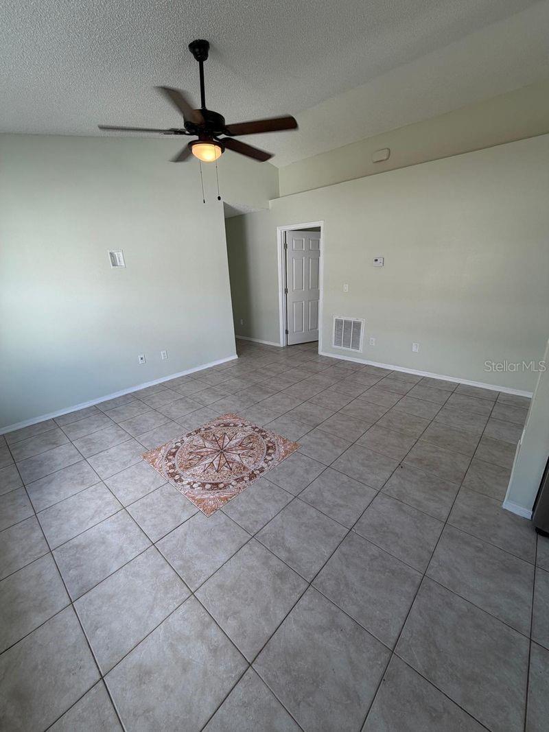 Image 6 of 20 For 13875 Glasser Avenue