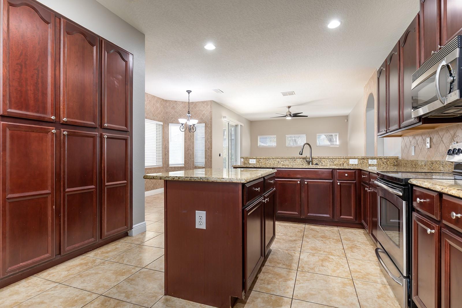 Image 11 of 43 For 2585 Turtlehead Cove