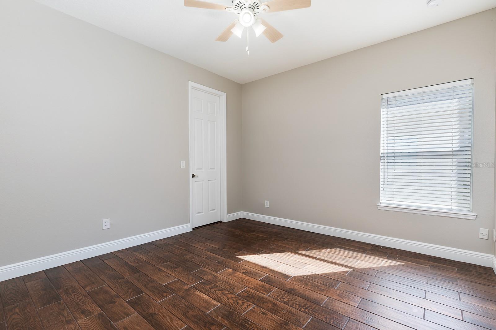 Image 23 of 43 For 2585 Turtlehead Cove