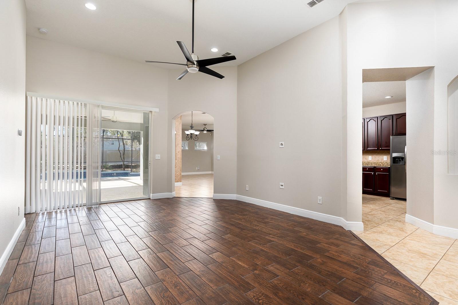 Image 5 of 43 For 2585 Turtlehead Cove