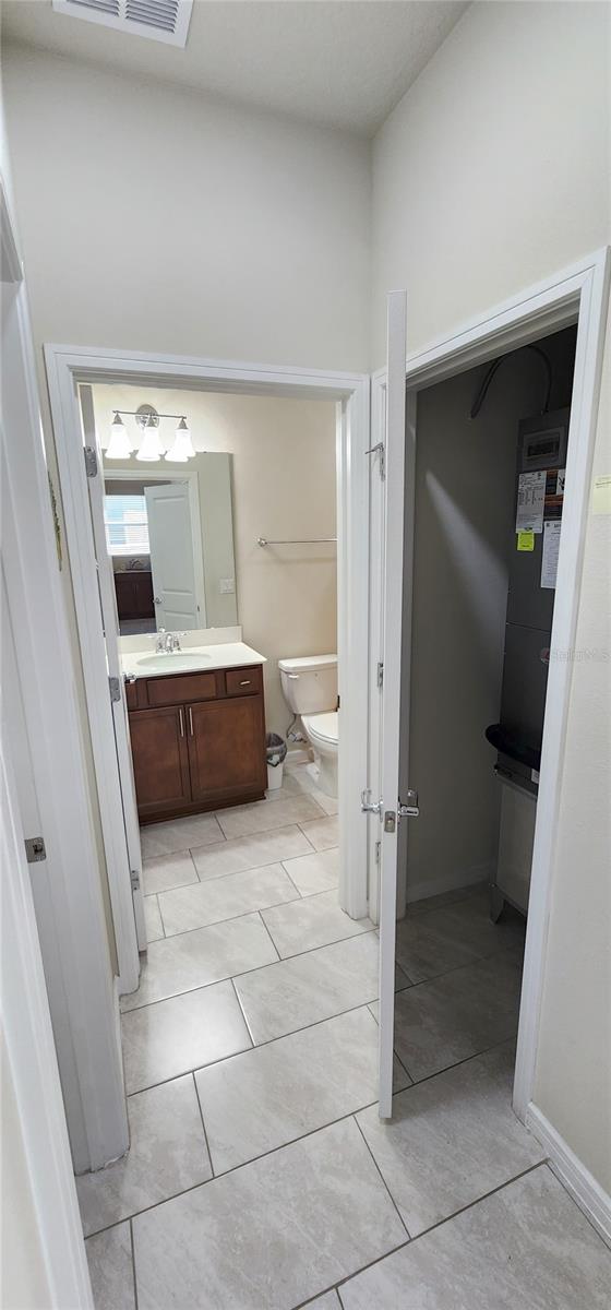 Image 15 of 38 For 1823 Spring Shower Cir