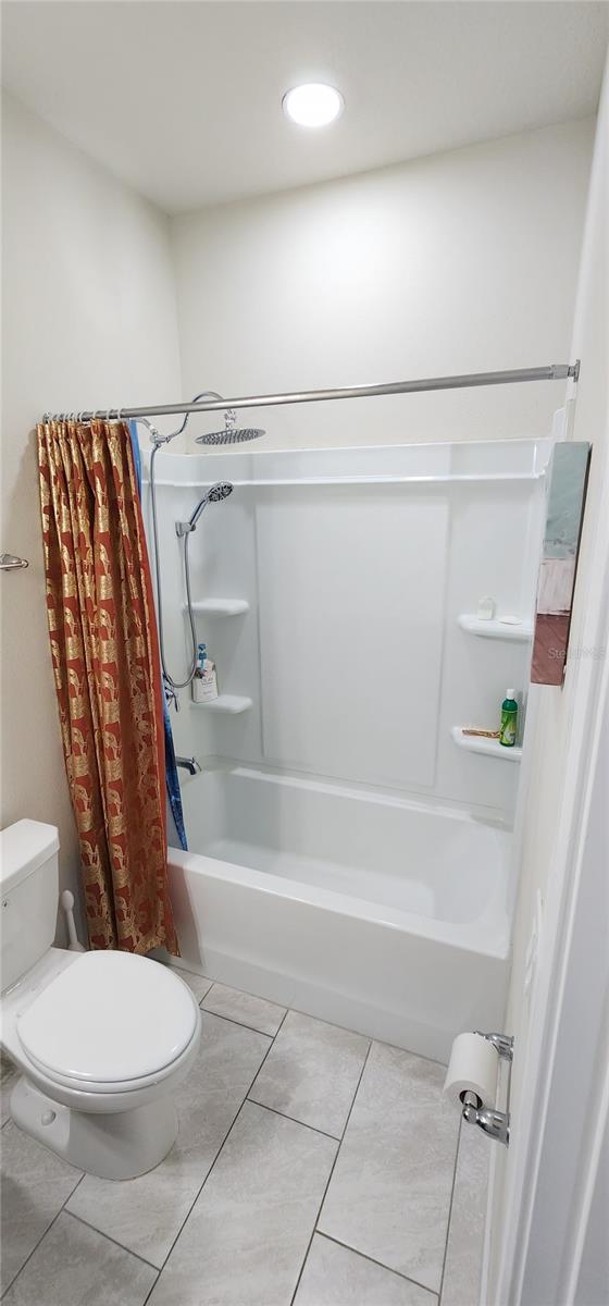 Image 19 of 38 For 1823 Spring Shower Cir